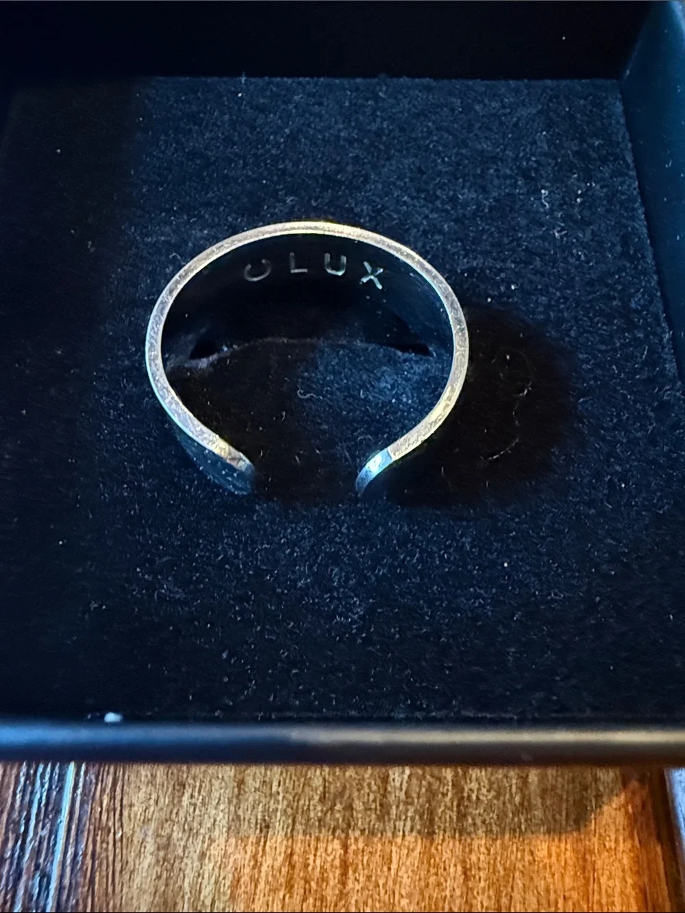 Unisex Polished Silver Olux magnetic Band Ring — Sleek Everyday Style